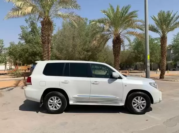 Used Toyota Land Cruiser For Rent in Riyadh #20606 - 1  image 