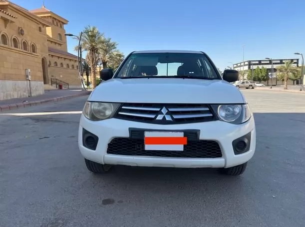 مستعملة Mitsubishi L200 للإيجار في الرياض #20790 - 1  صورة 