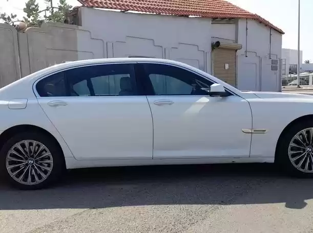 Gebraucht BMW Unspecified Zu vermieten in Riad #20877 - 1  image 