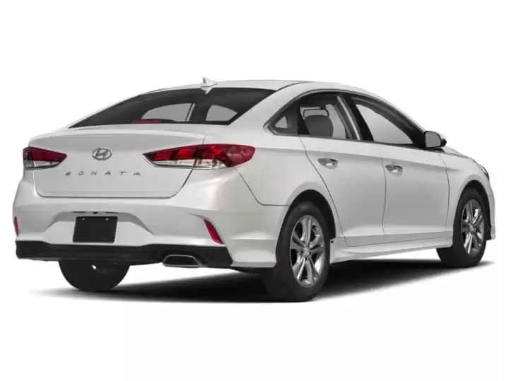 Utilisé Hyundai Sonata À Louer au Riyad #20895 - 1  image 