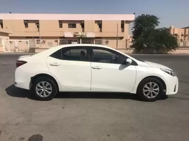 Gebraucht Toyota Corolla Zu vermieten in Riad #20922 - 1  image 