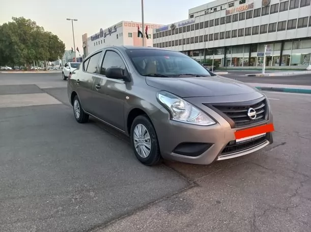 Gebraucht Nissan Sunny Zu vermieten in Riad #20953 - 1  image 