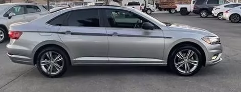 Yepyeni Volkswagen Jetta Kiralık içinde Riyad #20985 - 1  image 