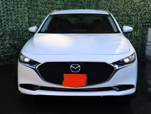 Brandneu Mazda Mazda3 Zu vermieten in Riad #20991 - 1  image 