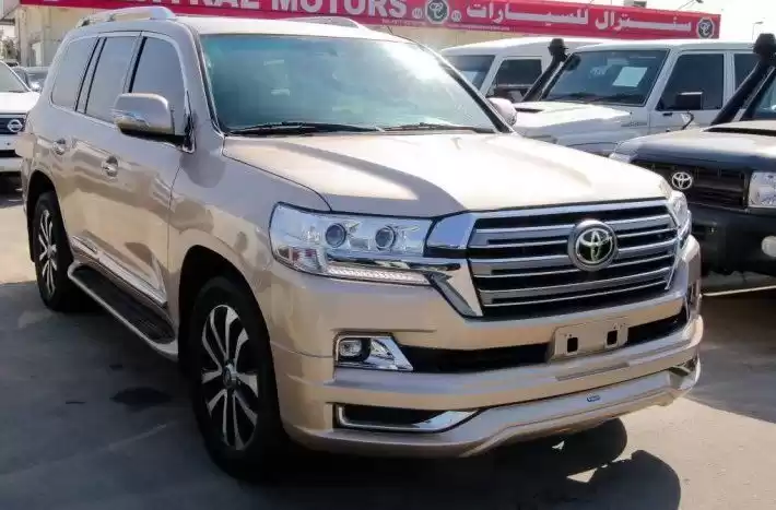 مستعملة Toyota Land Cruiser للإيجار في الرياض #21178 - 1  صورة 
