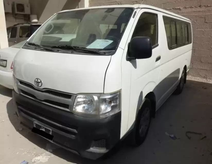 مستعملة Toyota Hiace للإيجار في الرياض #21201 - 1  صورة 