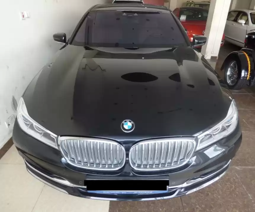 استفاده شده BMW Unspecified برای اجاره که در ریاض #21493 - 1  image 