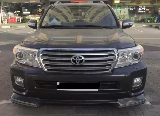 Gebraucht Toyota Land Cruiser Zu vermieten in Riad #21590 - 1  image 