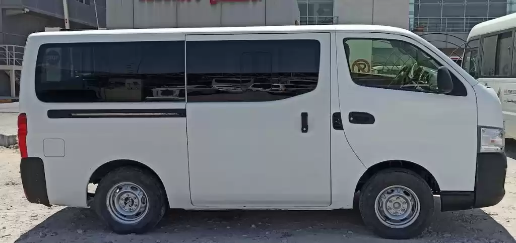 Gebraucht Nissan Unspecified Zu vermieten in Doha #21718 - 1  image 