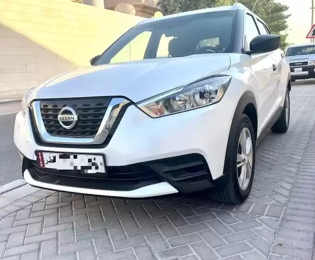 Использовал Nissan Patrol Продается в Доха #21917 - 1  image 