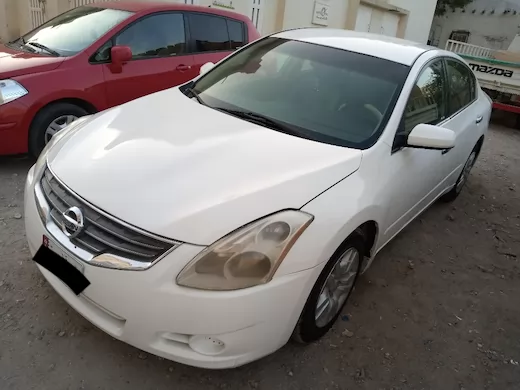 Gebraucht Nissan Altima Zu vermieten in Doha #21922 - 1  image 