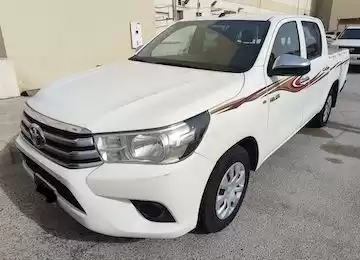 مستعملة Toyota Hilux للإيجار في الدوحة #21954 - 1  صورة 