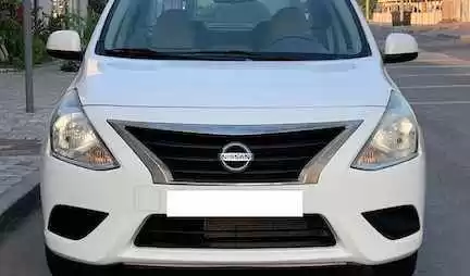 Gebraucht Nissan Sunny Zu vermieten in Doha #22036 - 1  image 