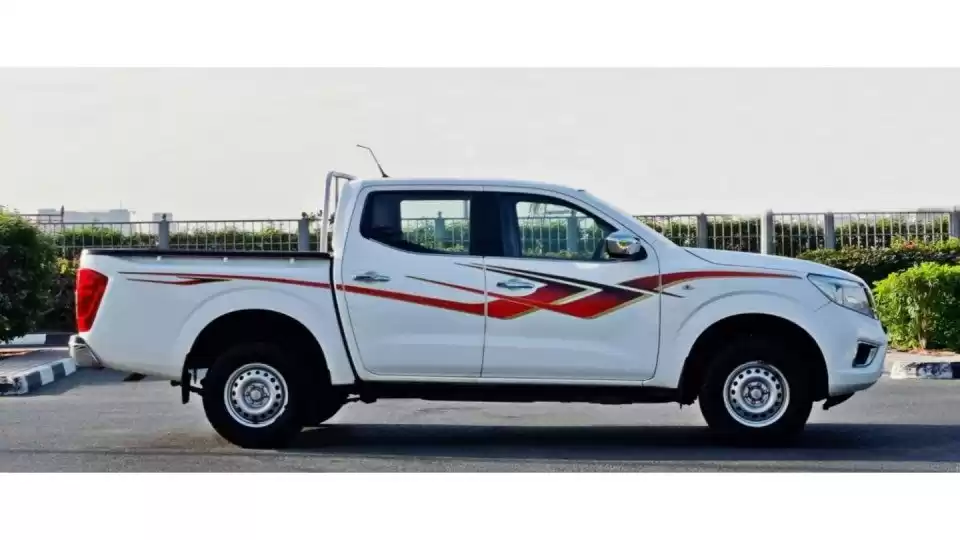 مستعملة Nissan Navara للإيجار في الدوحة #22112 - 1  صورة 