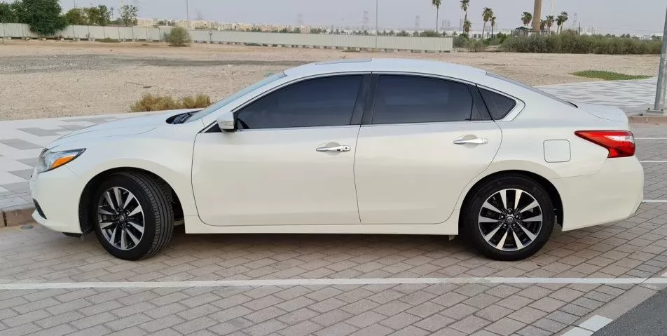 Used Nissan Altima For Rent in Doha-Qatar #22140 - 1  image 