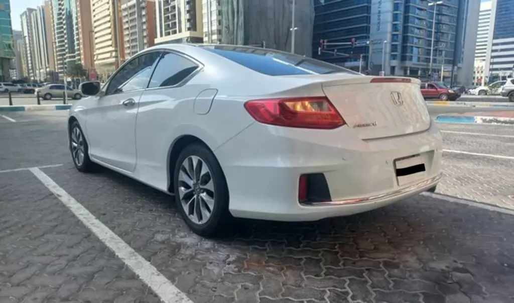 مستعملة Honda Accord للإيجار في الدوحة #22158 - 1  صورة 