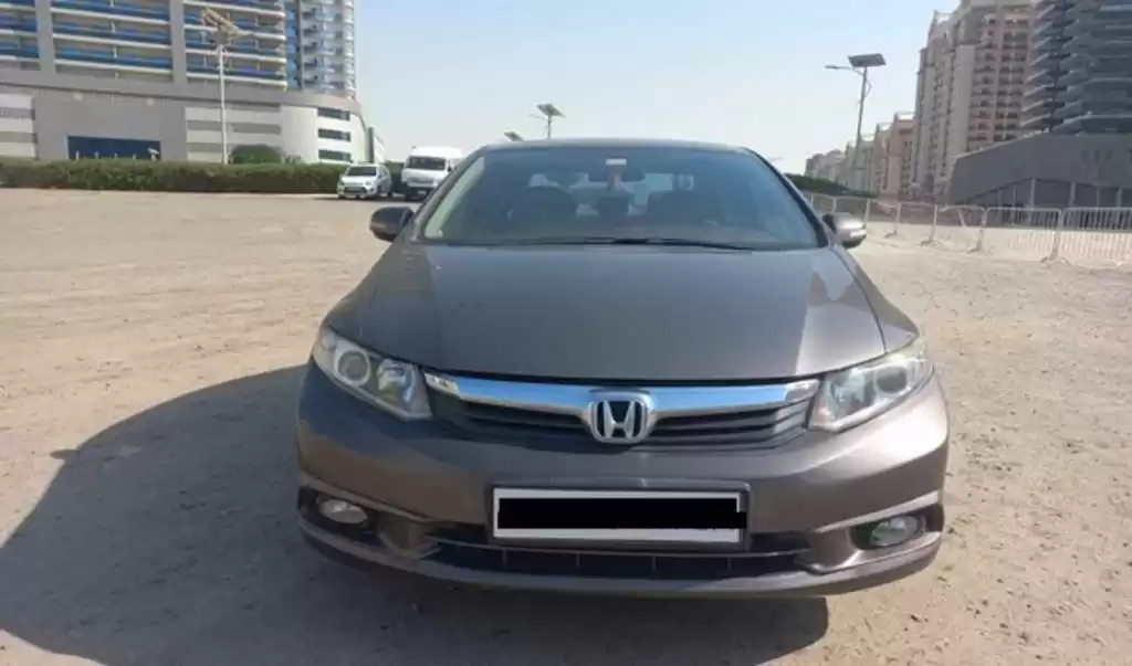 استفاده شده Honda Civic برای اجاره که در دوحه #22161 - 1  image 