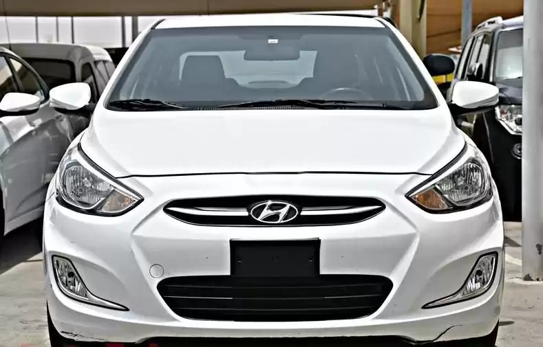 用过的 Hyundai Accent 出租 在 多哈 #22229 - 1  image 