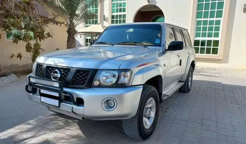 Gebraucht Nissan Patrol Zu vermieten in Doha #22237 - 1  image 