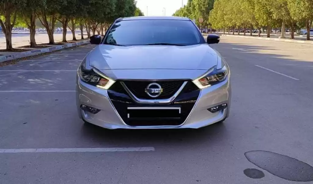 Gebraucht Nissan Maxima Zu vermieten in Doha #22247 - 1  image 