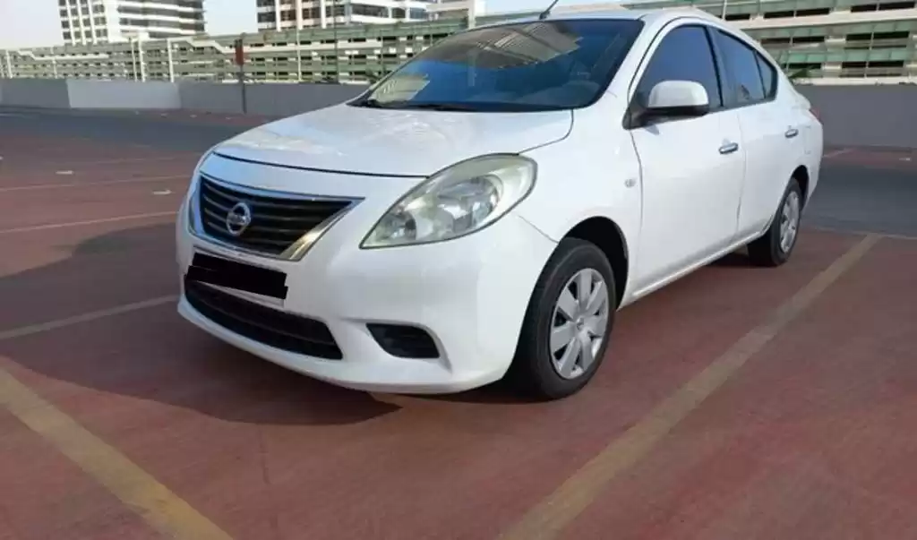 Использовал Nissan Sunny Аренда в Доха #22274 - 1  image 