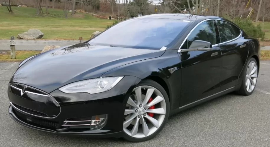 用过的 Tesla MODEL S 出租 在 安曼 #22342 - 1  image 