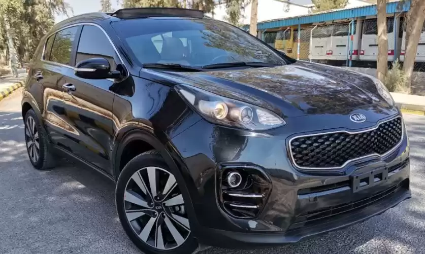 مستعملة Kia Sportage SUV للإيجار في عمان #22489 - 1  صورة 