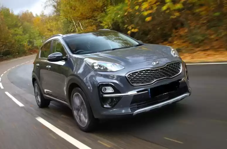 مستعملة Kia Sportage SUV للإيجار في عمان #22492 - 1  صورة 