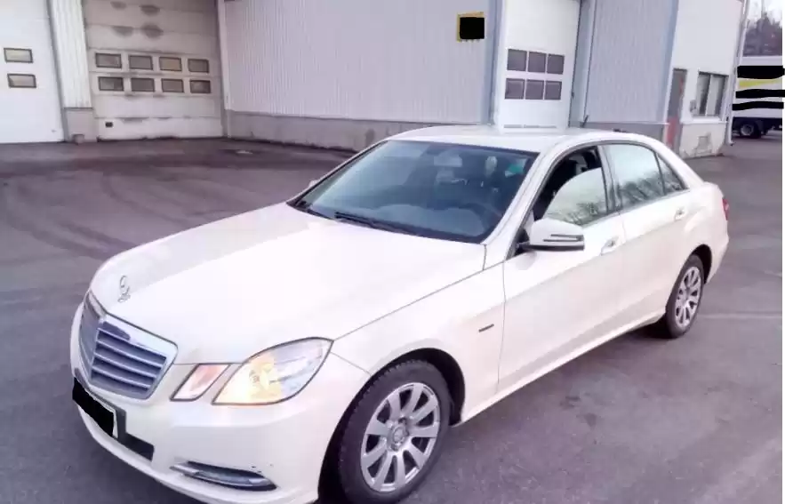 Used Mercedes-Benz E Class For Rent in Amman #22791 - 1  image 