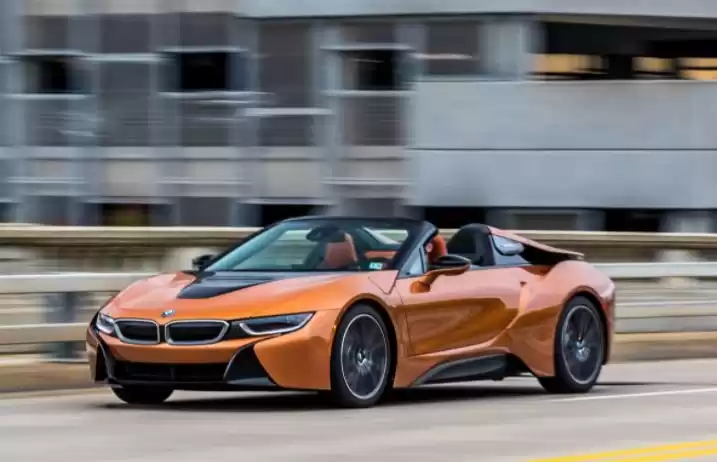 مستعملة BMW i8 Sport للإيجار في عمان #22824 - 1  صورة 