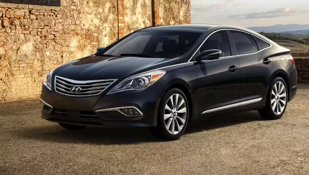 مستعملة Hyundai Azera للإيجار في عمان #22870 - 1  صورة 