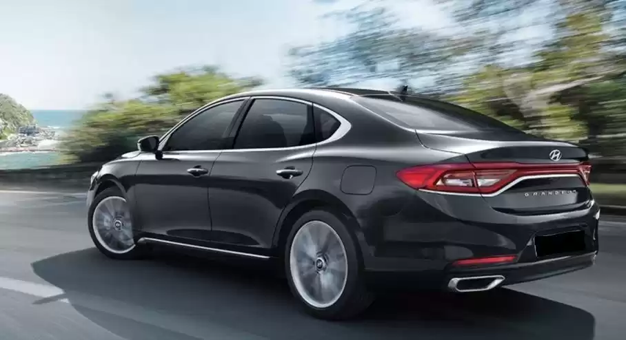 用过的 Hyundai Azera 出租 在 安曼 #22873 - 1  image 
