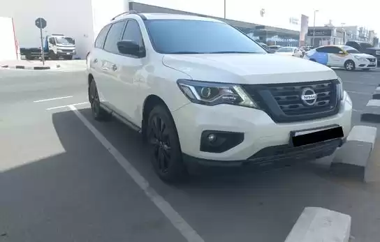 مستعملة Nissan Pathfinder للبيع في دبي #23395 - 1  صورة 