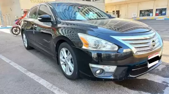 مستعملة Nissan Altima للبيع في دبي #23424 - 1  صورة 