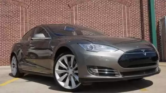 Used Tesla MODEL S For Sale in Cairo-Governorate #24771 - 1  image 