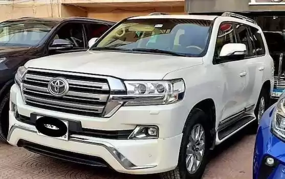 Used Toyota Land Cruiser For Sale in Cairo-Governorate #24858 - 1  image 