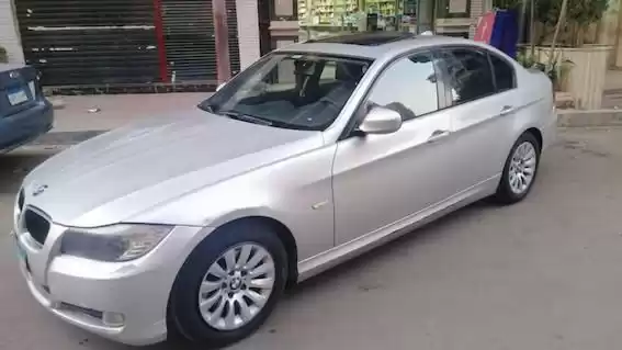 Использовал BMW 320 Продается в Фараскур , Дамиетта-губернаторство #24887 - 1  image 