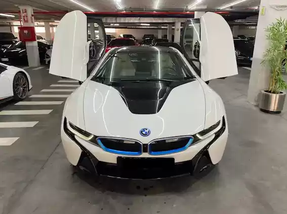 مستعملة BMW i8 Sport للبيع في Harbiye , Şişli , اسطنبول #25550 - 1  صورة 