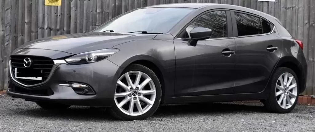 Использовал Mazda Mazda3 Продается в Лондон , Большой Лондон , Англия #27673 - 1  image 