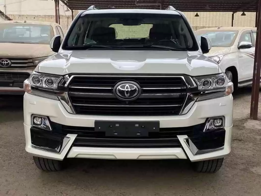 Brand New Toyota Land Cruiser SUV For Rent in Baghdad Governorate #29059 - 1  image 