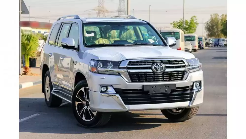 Used Toyota Land Cruiser SUV For Rent in Baghdad Governorate #29075 - 1  image 