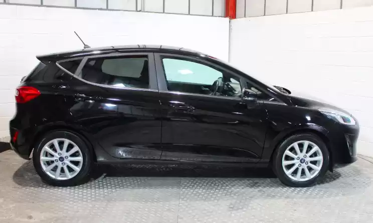 Used Ford Fiesta For Sale in London , Greater-London , England #29080 - 1  image 