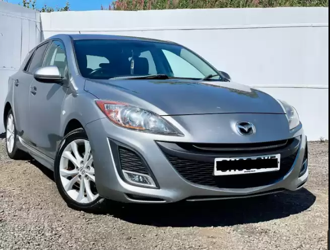 Использовал Mazda Mazda3 Продается в Лондон , Большой Лондон , Англия #29127 - 1  image 