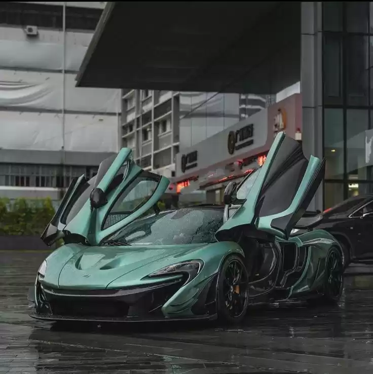 Brand New Mclaren Unspecified For Sale in Greater-London , England #29154 - 1  image 