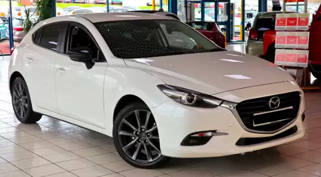 Utilisé Mazda Mazda3 À vendre au Angleterre #29303 - 1  image 