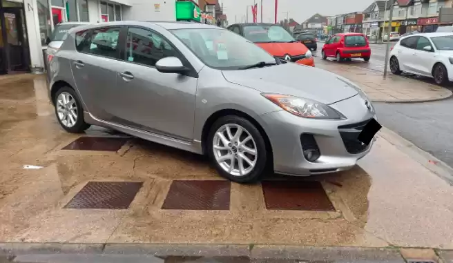 Used Mazda Mazda3 For Sale in London , Greater-London , England #29958 - 1  image 