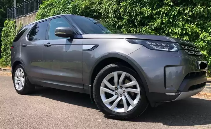 Used Land Rover Discovery For Sale in Greater-London , England #30642 - 1  image 