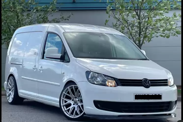 Gebraucht Volkswagen Caddy Maxi Zu verkaufen in England #30672 - 1  image 