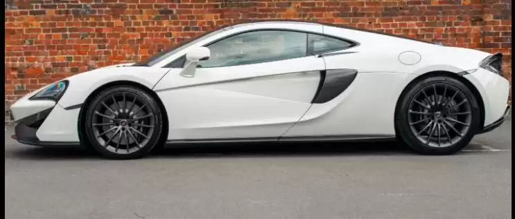 Utilisé Mclaren 570S À vendre au Angleterre #30674 - 1  image 