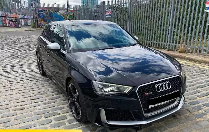 مستعملة Audi RS 3 للبيع في إنجلترا #30680 - 1  صورة 